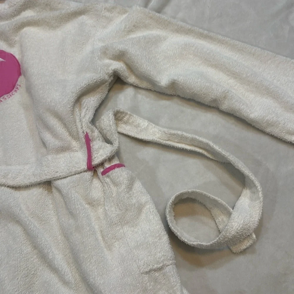 Rare Vintage PINK White Towel Robe